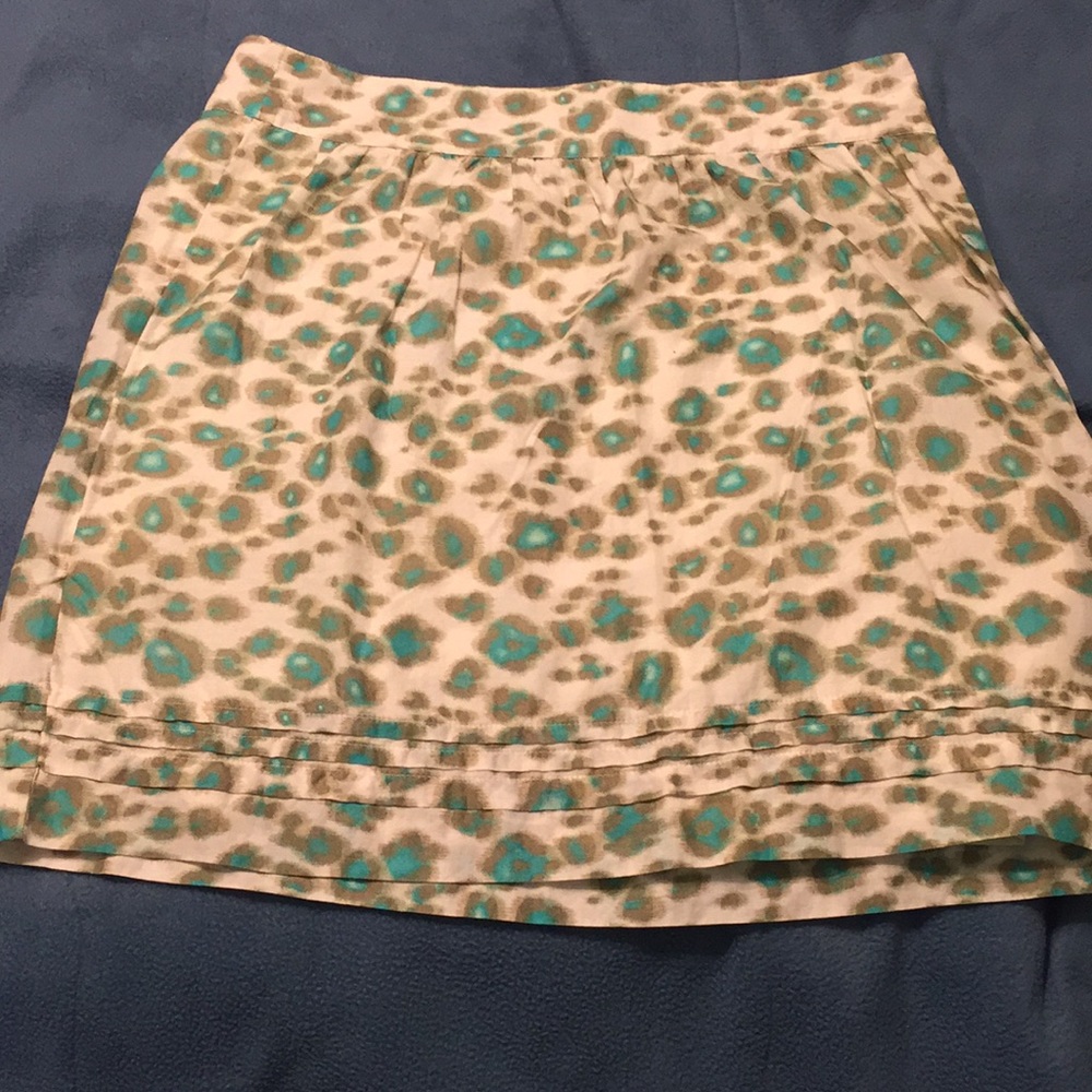 Size 6P LOFT linen skirt